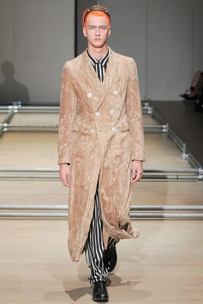 Look 21